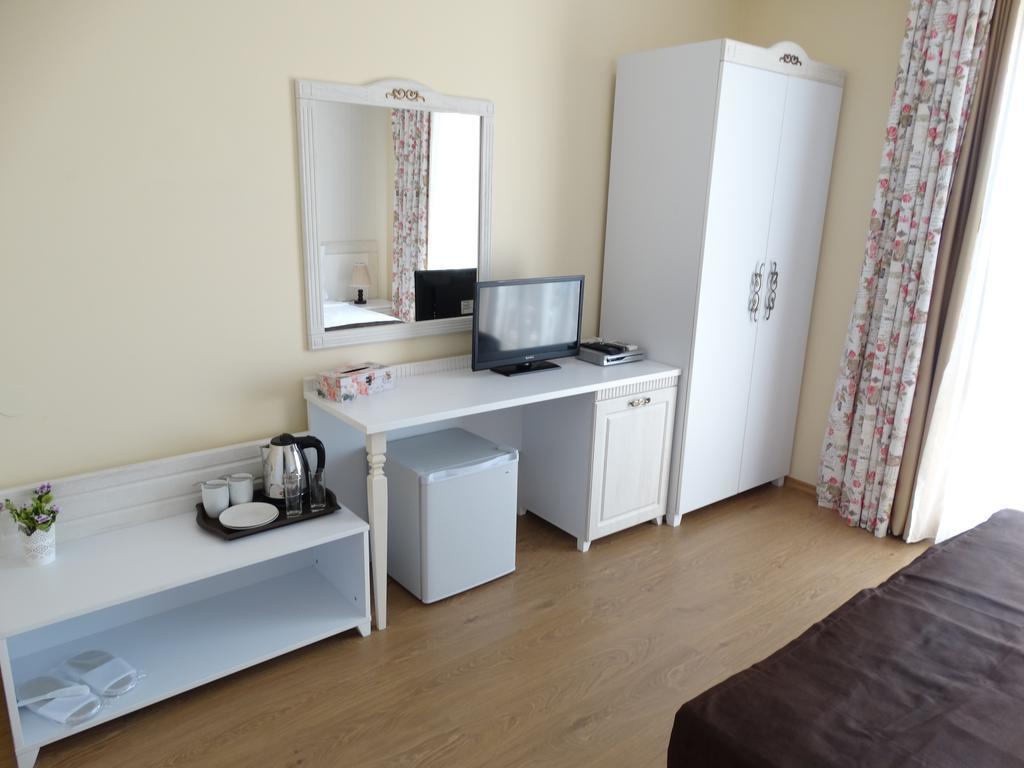 The Step Family Hotel Sunny Beach Quarto foto