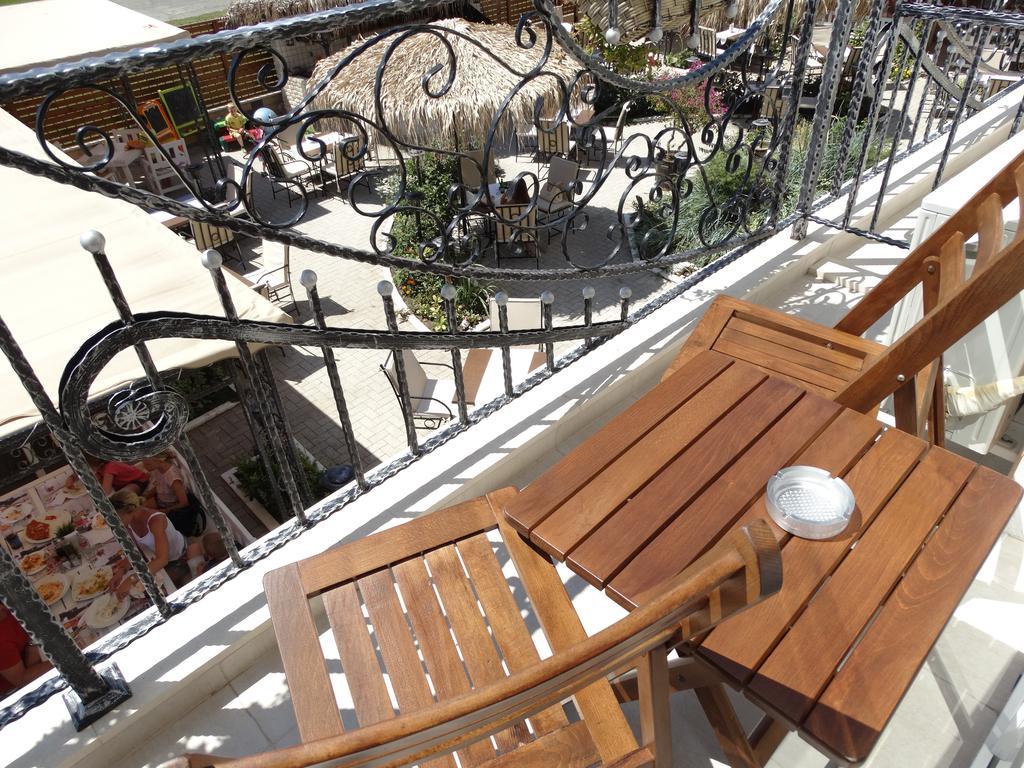 The Step Family Hotel Sunny Beach Quarto foto